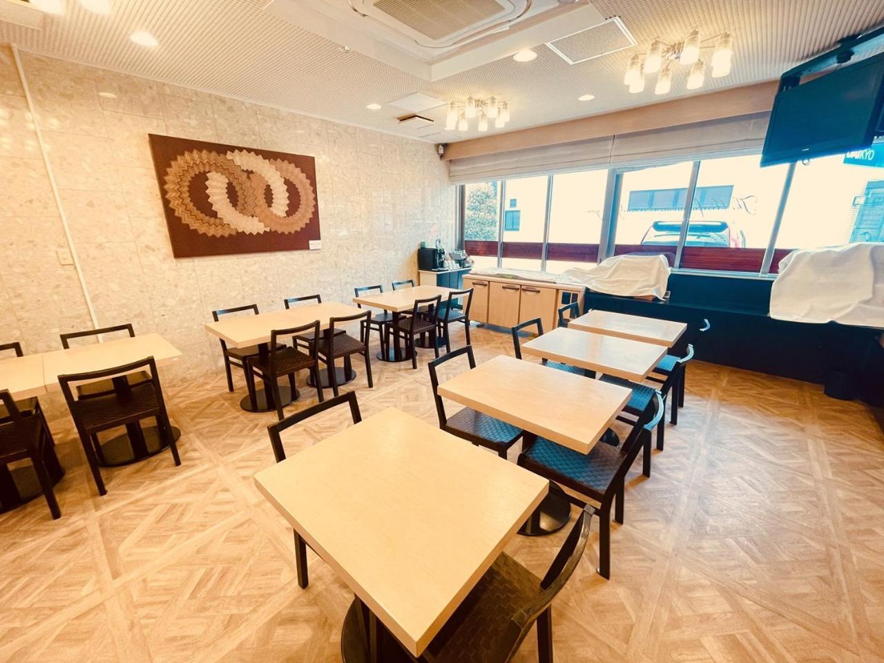 Apa Hotel Tokushima Ekimae מראה חיצוני תמונה