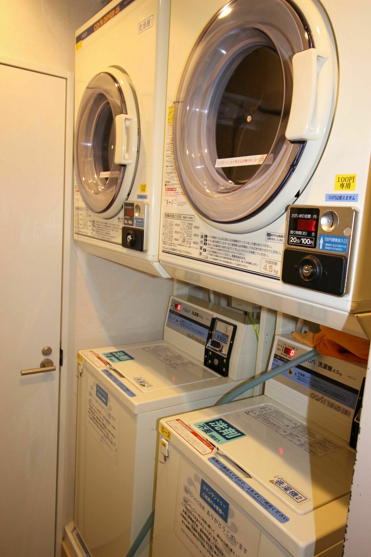 Apa Hotel Tokushima Ekimae מראה חיצוני תמונה